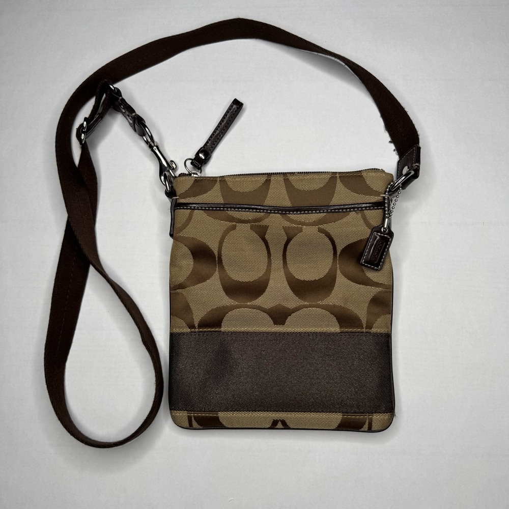 Coach Messenger Crossbody Bag Canvas Colorblock Brown Tan Signature C  7" X 8.5"